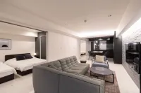 Creal Premier Akasaka