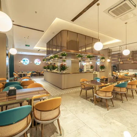 Kokdala Tianyi Hotel (Xinshi Times Shopping Center)
