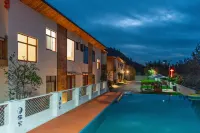 Maowo Homestay (Pingshan Canyon Branch)