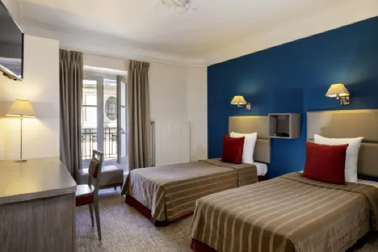 Hotel Saint Pierre Отели рядом с достопримечательностью «Нотр-Дам-де-Пари»