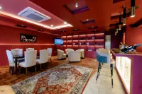 Square Hotel - 5-Star