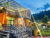 Xinfeng Fengxi Valley Resort Hotels in Xinfeng