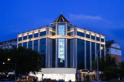Lavande Hotel (Tongliao Affiliated Hospital Huolinhe Avenue) Отели в г. Tongliao Railway Station