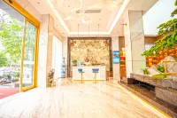 Wanyi Grand Hotel - 2-Star