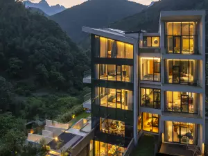 Youtan Valley·Luming Valley Hot Spring Holiday B&B (Huangshan Tangkou South Gate)