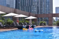 Crowne Plaza SHENZHEN FUTIAN by IHG - Rooftop Pools