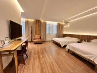 Fengheju Lotus Homestay (Hong'an Border Town Scenic Area) - Parking