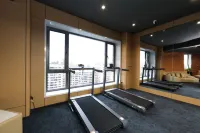 Yilong Hotel (Jilin Railway Station Fortune Plaza) - Gym