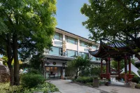 Lijiang Huama Junting Hotel (Lijiang Ancient City Dashuiche Branch) Các khách sạn ở Lệ Giang