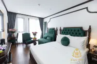 Royal Hotel Me Tri Ha, Hanoi Hotel in zona Song Da Building CT5 Me Tri