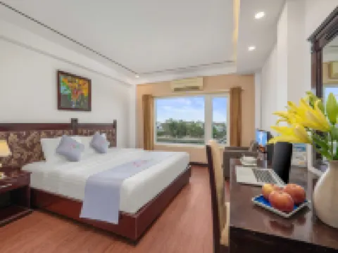 Vina Spa Hotel = โรงแรม วีนา สปา โรงแรมในเว้