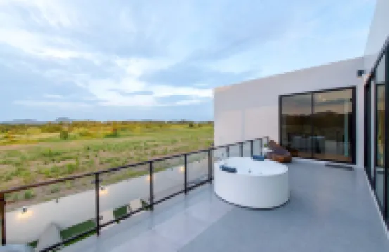 Tantawan Poolvilla Huahin