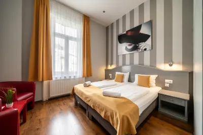Full Moon Budapest Hotels in Budapest