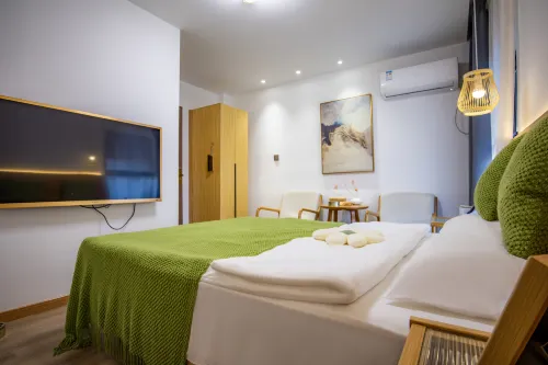 Changzhou Chashan Courtyard-Style Hotel