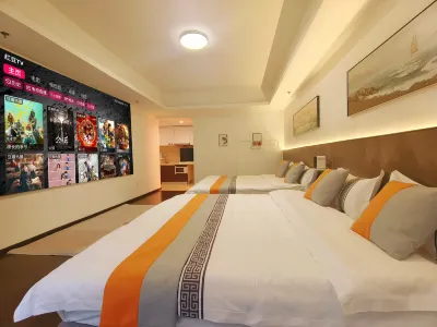 Westin Audio-Visual Homestay (Youth Street Subway Station & Color TV Tower Night Market Branch) Hotels in Qingnian Street/Color TV Tower Night Market