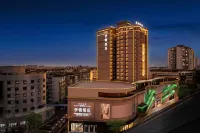 Grand Eton Hotel Hotel dekat Luzhou Harbor International Container Wharf