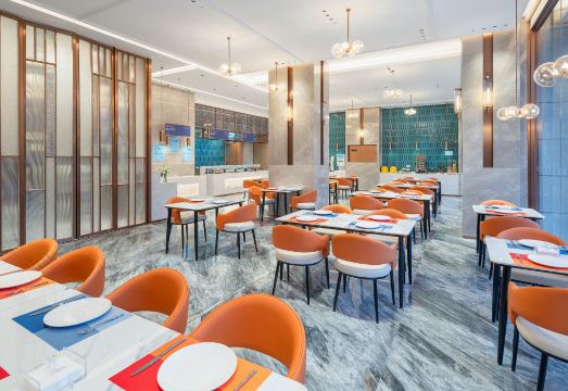 공항 근처 호텔