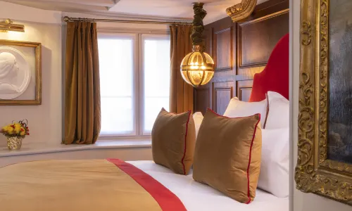 บ้าน Cardinal Furstemberg