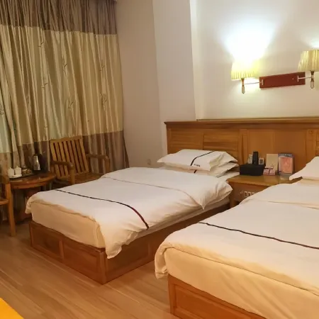 Yingjiang Huayu Hotel