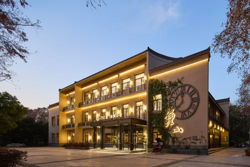 Floral Lux Hotel·Wutong Hotel(Zhongshan Mausoleum)