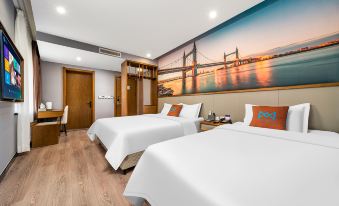 Modern M+ Hotel