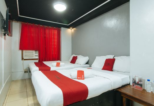RedDoorz @ Good 101 Quiricada Manila