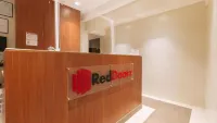 RedDoorz @ Laiya Vivo Hotel Batangas