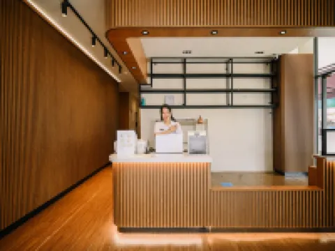 Swing & Pillows @ Kota Warisan, Sepang Hotels in Dengkil