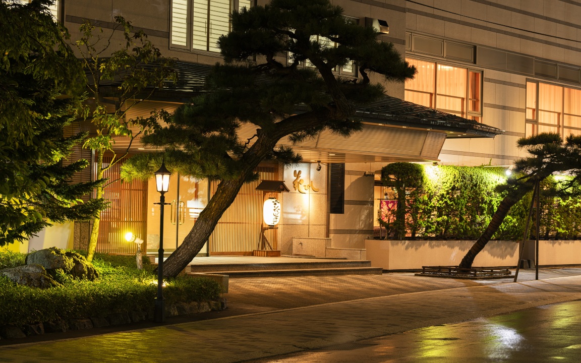 Hanabishi Hotel Отели в г. Хакодате