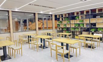 Jinyu Business Hotel
