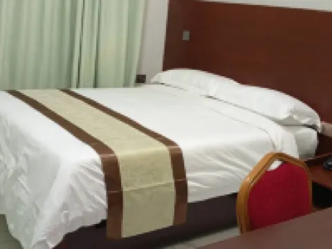 งาบู โฮเทล โรงแรมในคาเซเซ