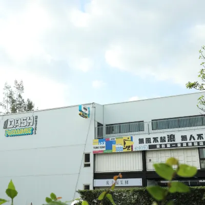Dash forwaves Hotel Hotels near Toucheng Bathing Beach