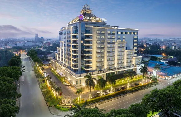 棉蘭安卡沙馬哈塞普塔美爵酒店