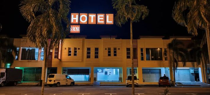 S ROSE HOTEL SEPANG Ξενοδοχεία στην πόλη Σεπάνγκ