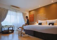 Brown House Udonthani