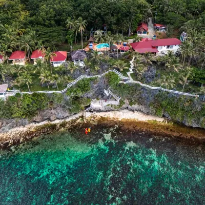 Blue Star Dive and Resort Hotels near Canuba Beach