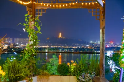 Maitreya Lake Riverside Homestay (Huquan Water Town Tourist Resort Branch)