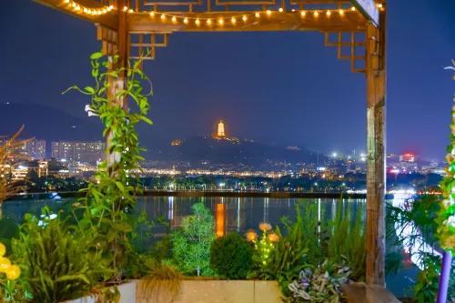 마이트레야 레이크 리버사이드 홈스테이 (후취안 워터 타운 관광 리조트 지점)