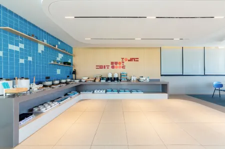 Homeinn Hotel (Lhasa Damxung County Government) Отели рядом с достопримечательностью «Народный конгресс Наму»