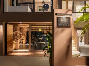 Wind Valley · Spatial Aesthetics Lake View Resort Homestay