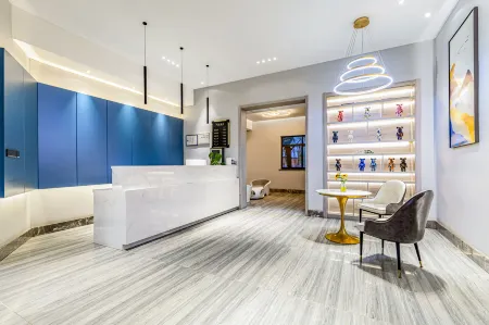 Xi'an ChenYue Hotel (Xigongda Chang'an Campus) Отели рядом с достопримечательностью «Jingye Temple (Southwest Gate)»