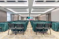 Echarm Hotel (Chongzuo Youyi Avenue South Railway Station)