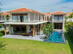 The Ocean Suites