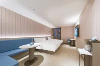 HanTing Hotel (Shanghai Jiangyangbei Road) Hôtels à proximité de : Shanghai Jiguang Polytechnic College