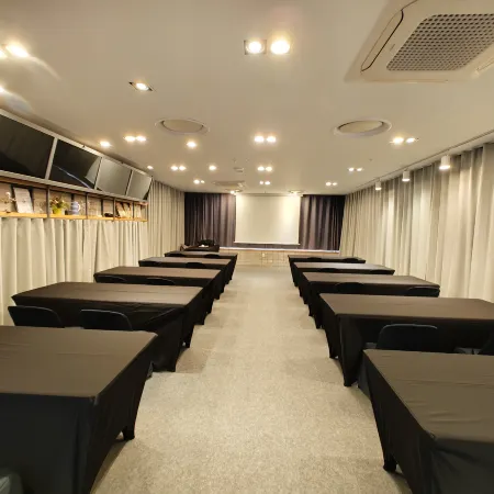 W Stay - Busan City Hall Отели рядом с достопримечательностью «Район Сентум-Сити»