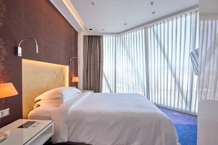 Burgu Arjaan by Rotana Отели рядом с достопримечательностью «Marmara University Institute of Neurological Sciences»