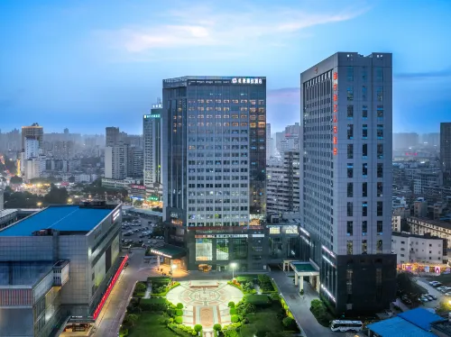MEHOOD LESTIE Hotel (Nanning Chaoyang Square Subway Station Sanjie Liangxiang)