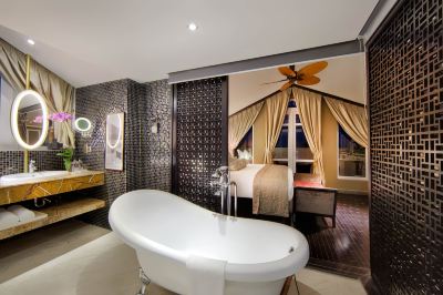 スイート(2ベッドルーム) ホテル ロイヤル ホイアン Mギャラリーの写真