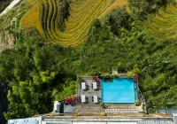 Arcadia Hotel - Pools