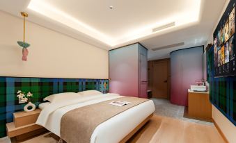 M Miyue Design Hotel (Huaxi Park Subway Station)